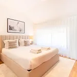 Apartment Seaside Living By Lovelystay Vila Nova de Gaia
